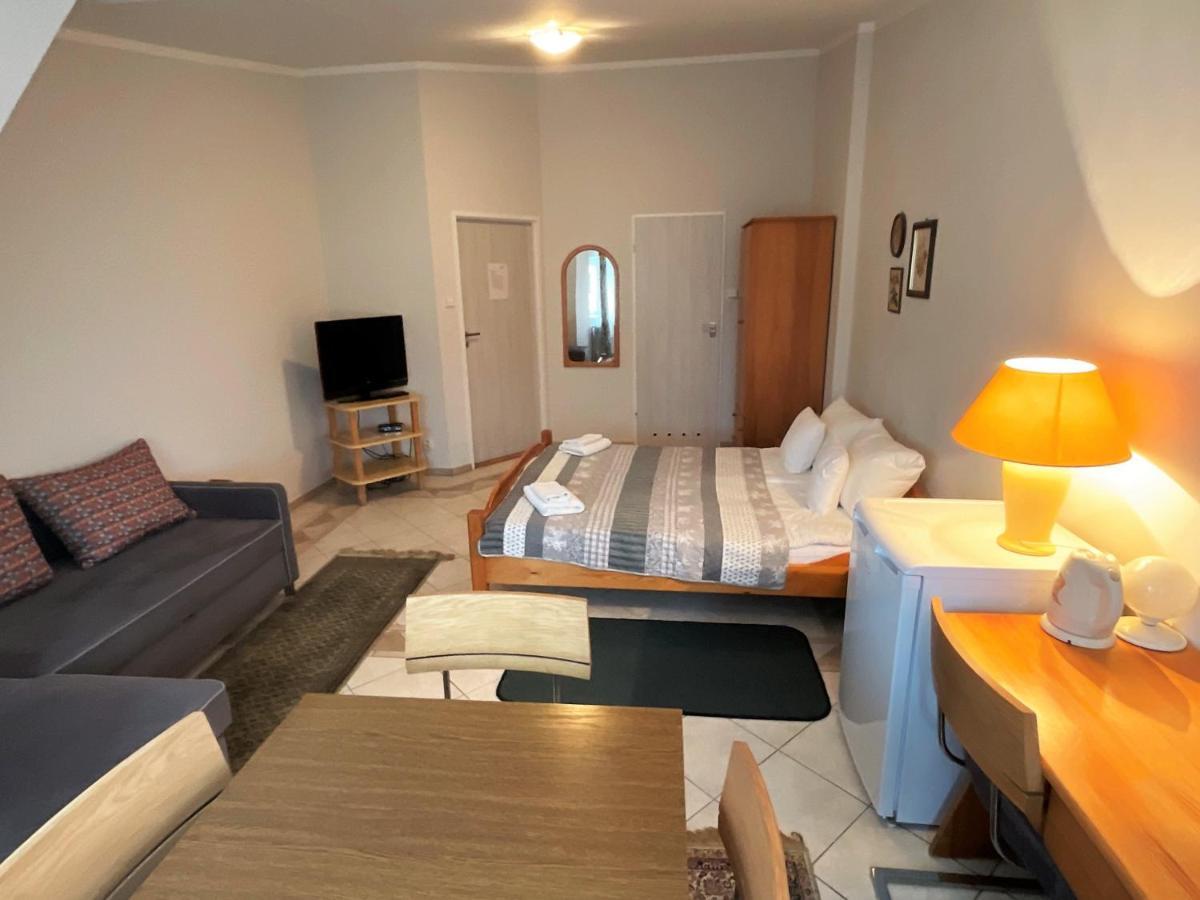 Gosciniec Jantar Hotell Giżycko Eksteriør bilde