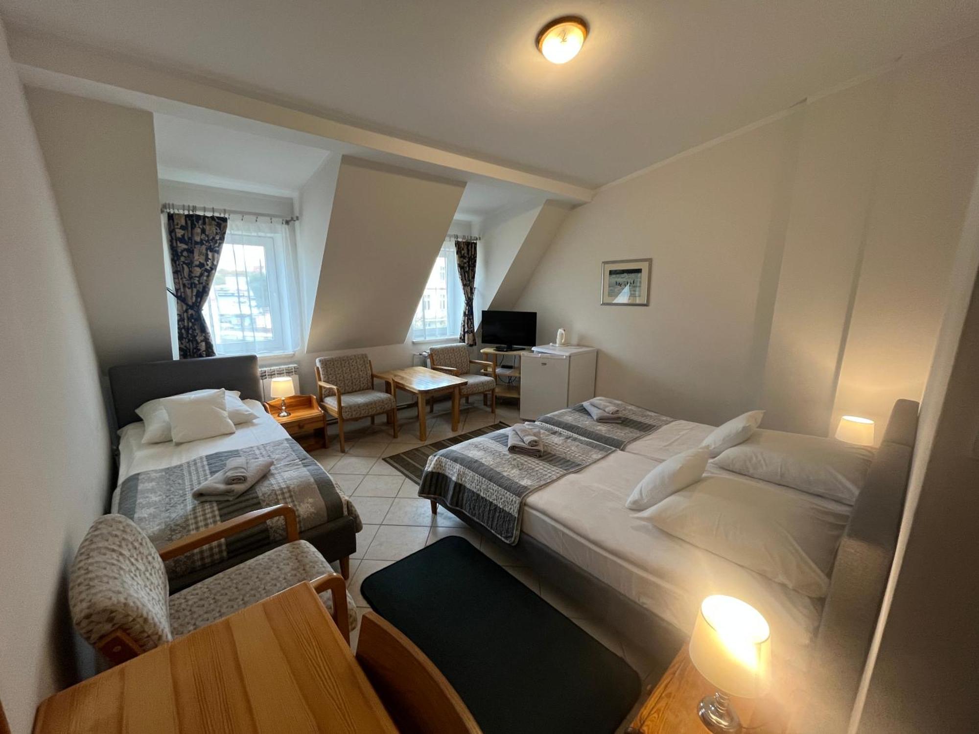 Gosciniec Jantar Hotell Giżycko Rom bilde